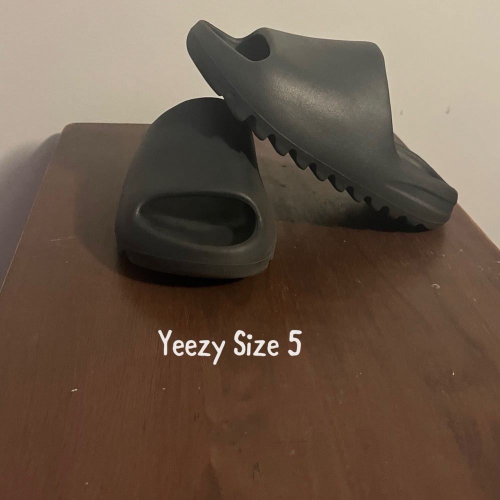 Yeezy Black Slippers